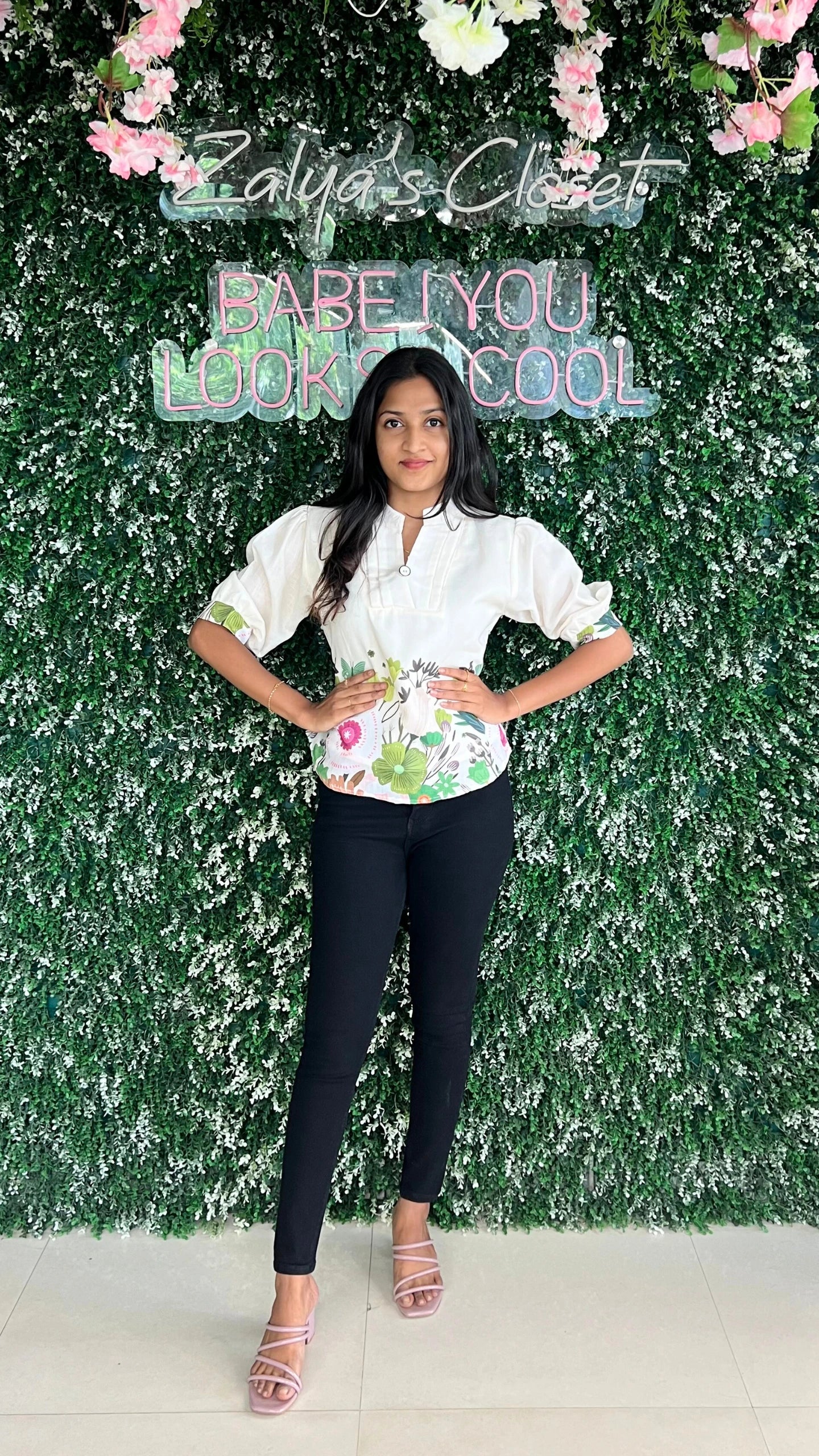 Tops with Bottom Flower Prints - Green image