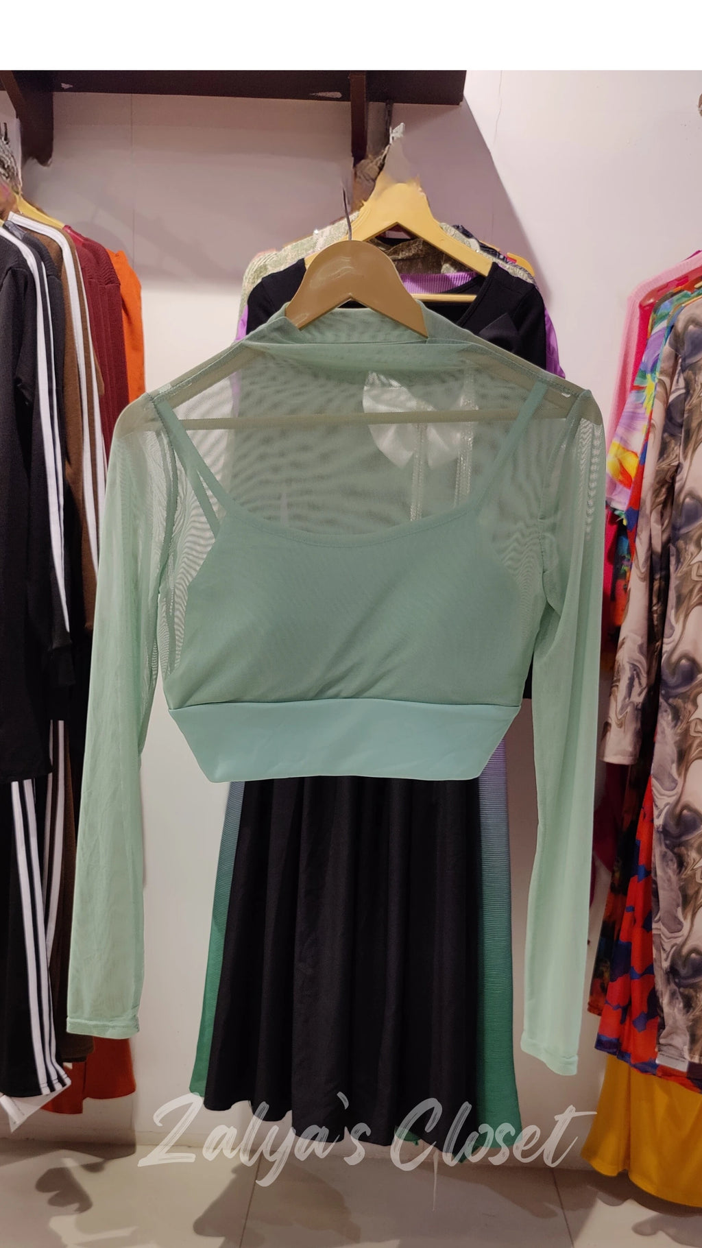 Padded Printed Cropped Tops image 3