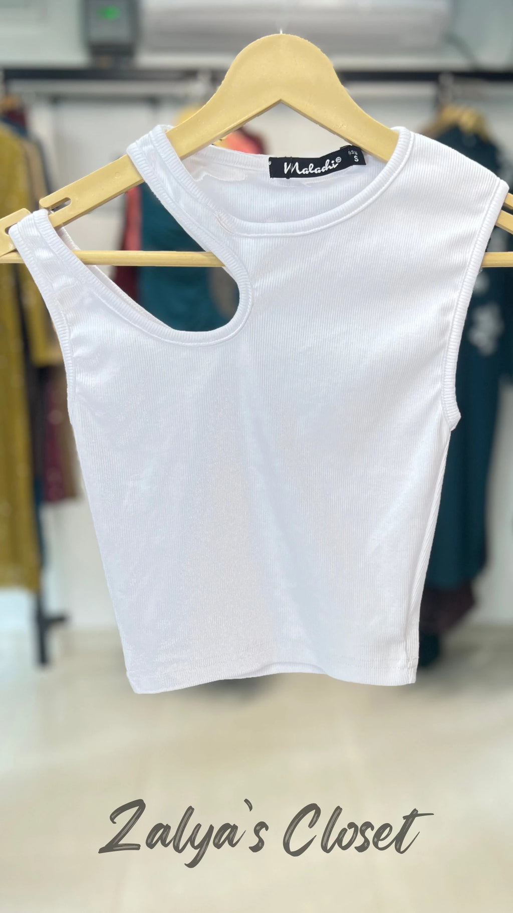 Tank Top with Key Hole - White, 34 - 38 image
