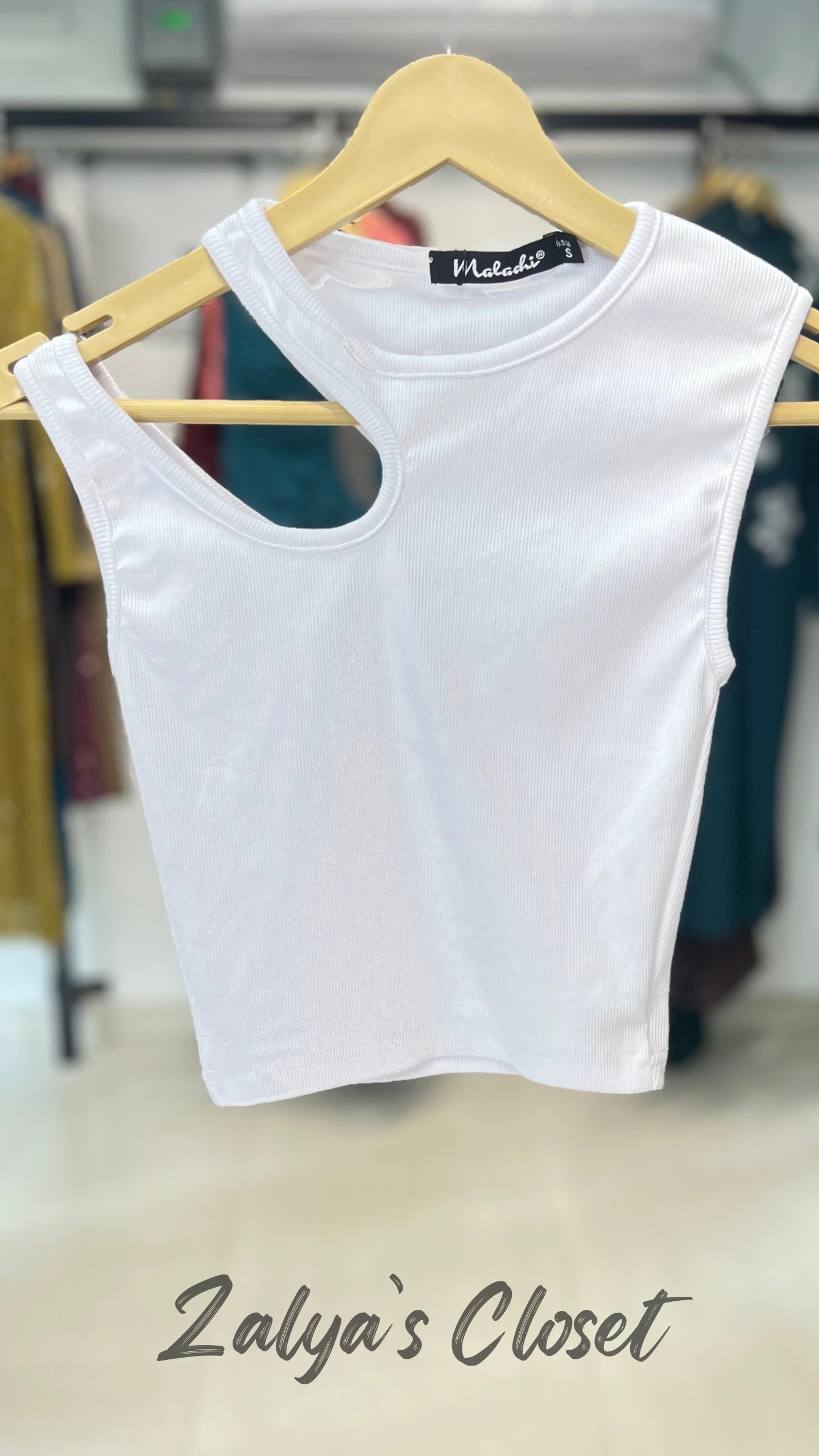 Tank Top with Key Hole - White, 34 - 38 image