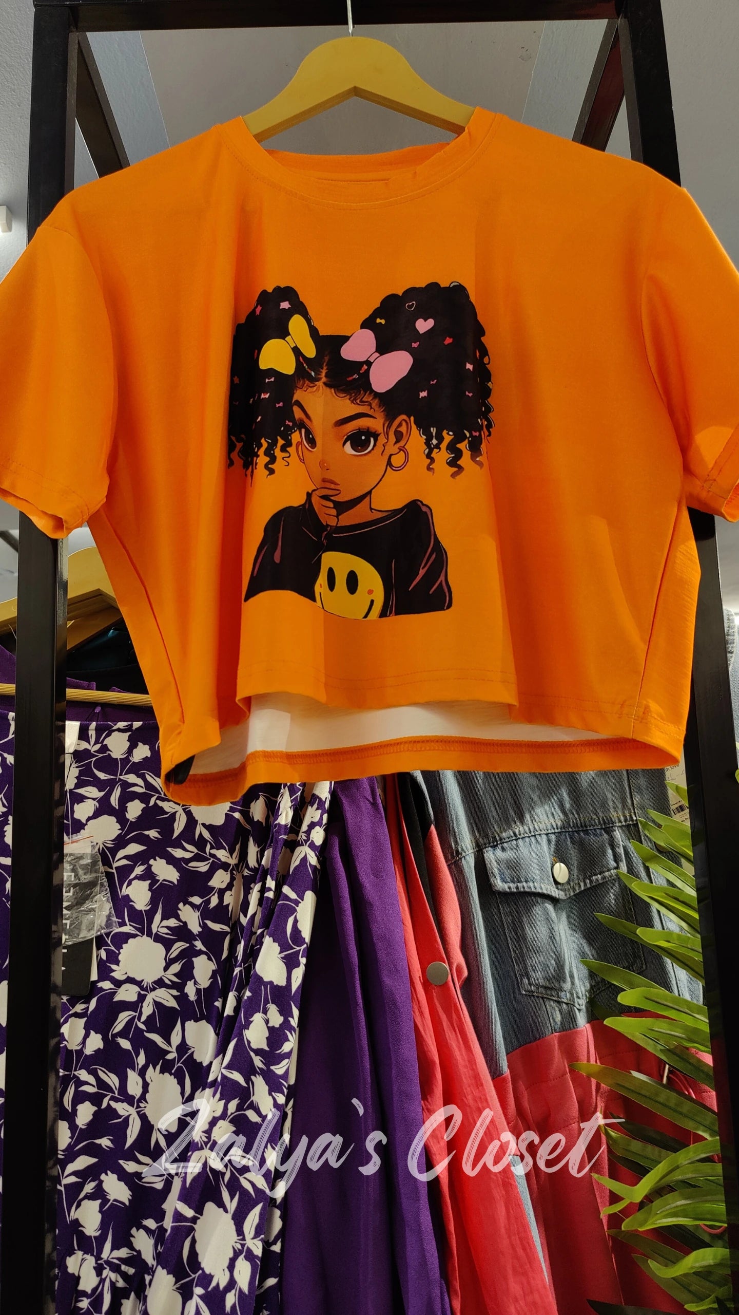 Cropped Cartoon Printed T- shirt image 17