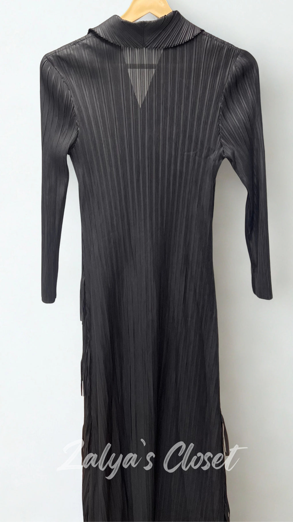 Imported Magic Dress with Frills & Belts image 3