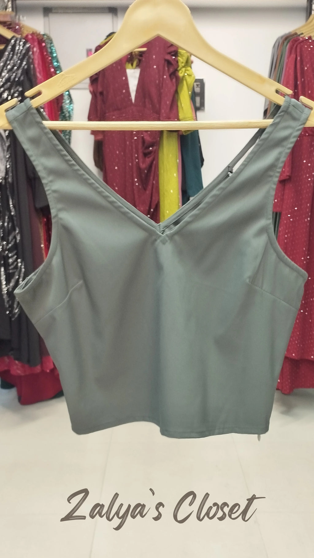 Premium 3pcs Blazer Suit set Green image 4