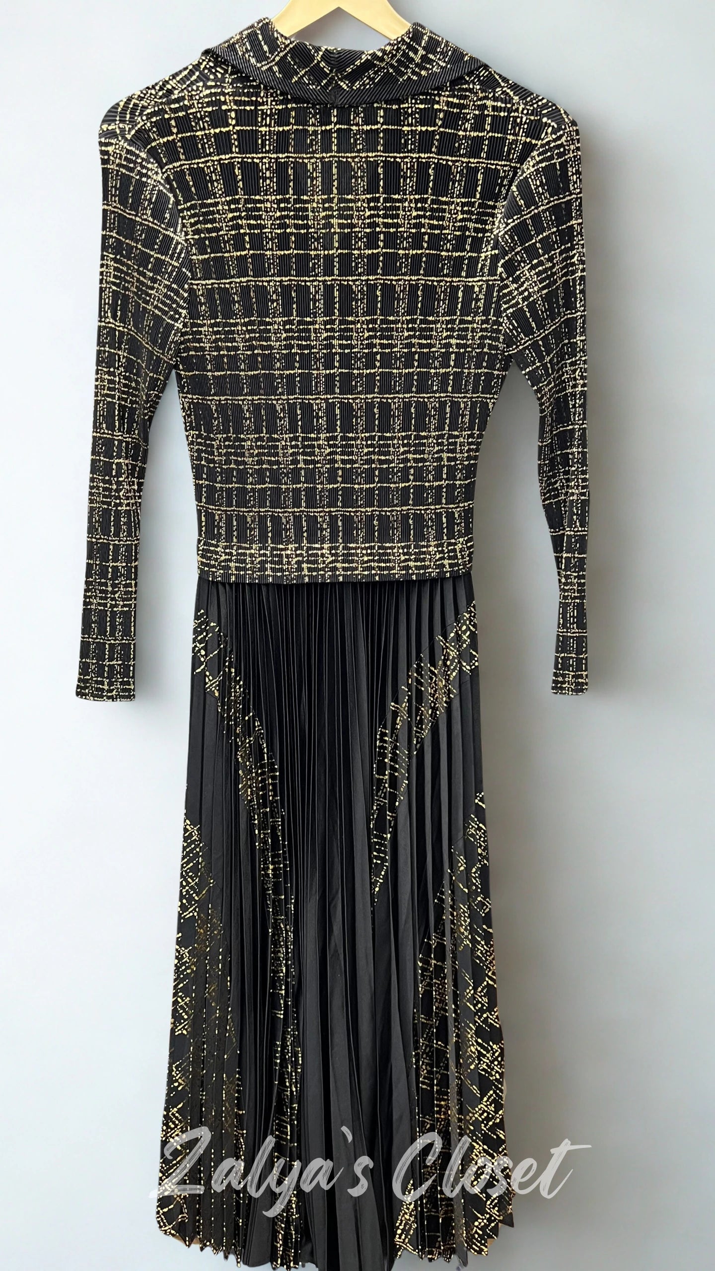 Imported Foil Printed with attached belt Magic Dress image 17