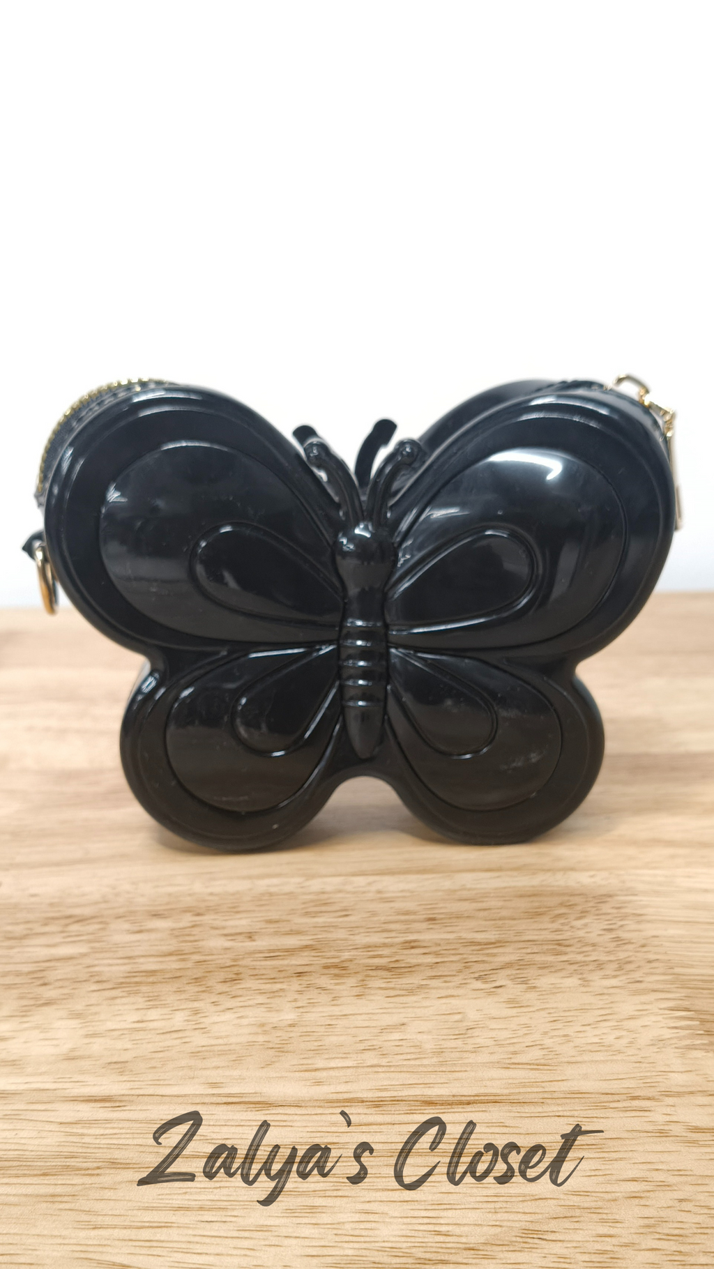 BT30145 - Black image