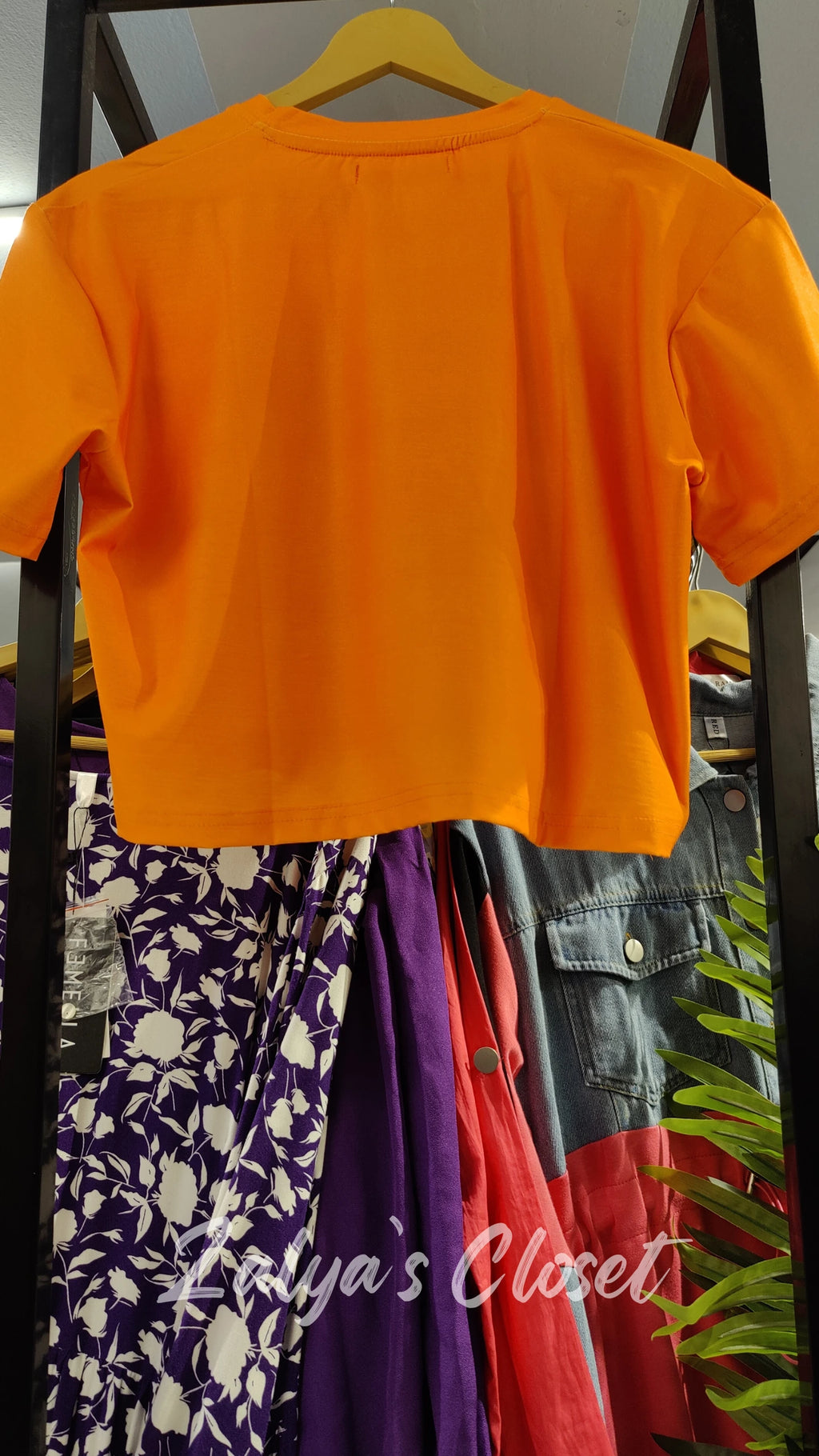 Cropped Cartoon Printed T- shirt image 18