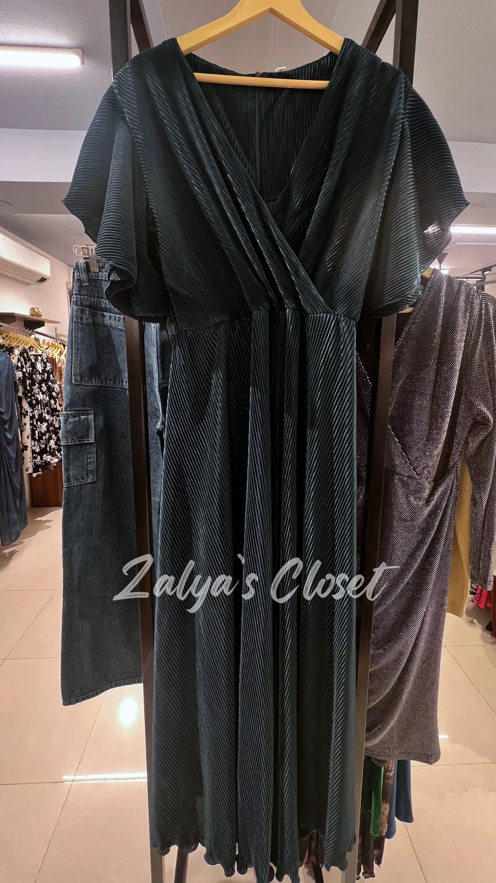 Pleated Ruffle Sleeve Long Dress image 2