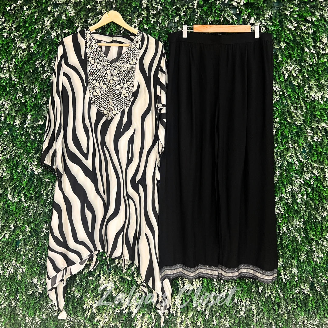 Animal Printed work on neck Co-ord set