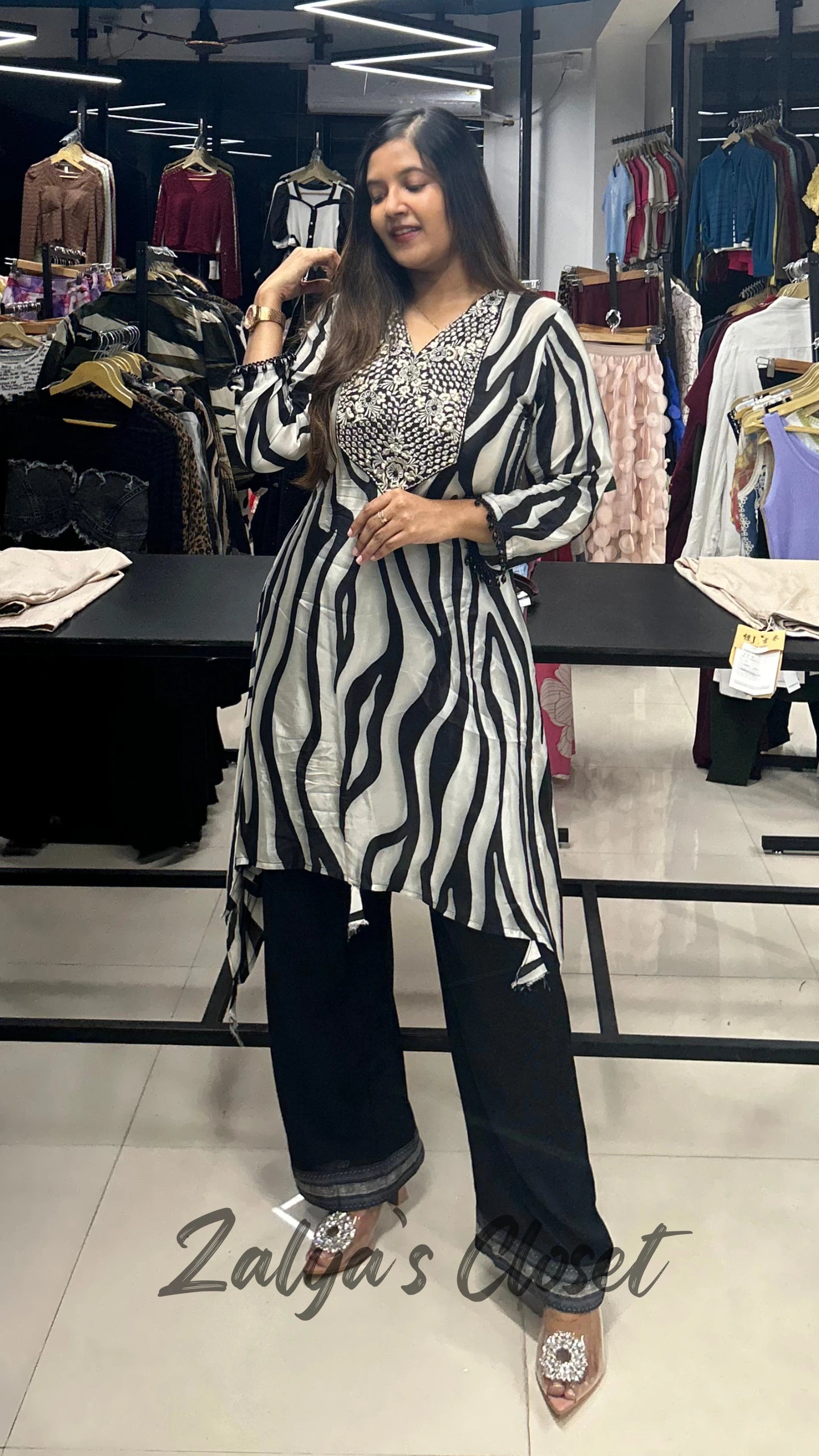 Animal Printed work on neck Co-ord set