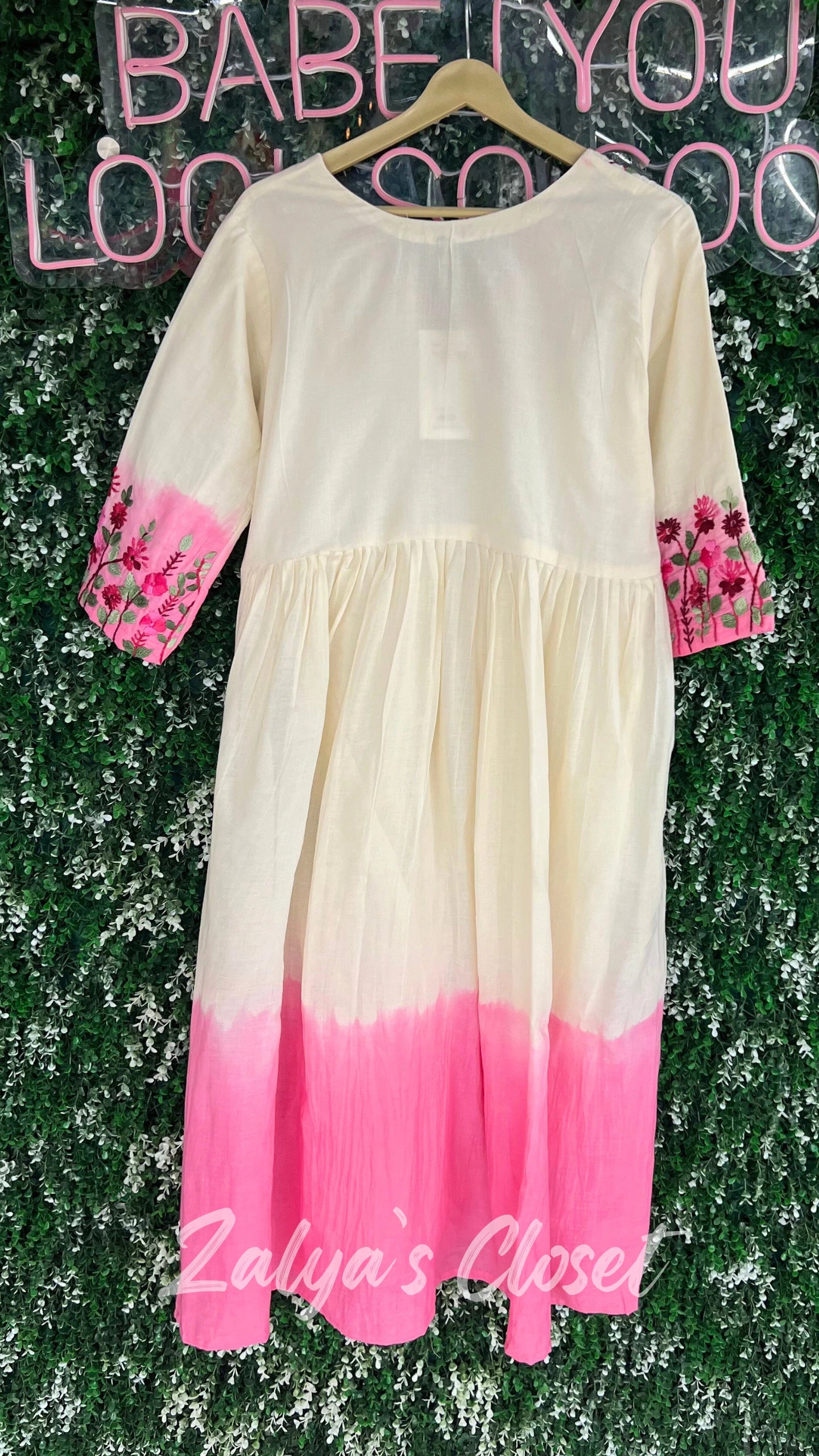 Mul Cotton Ombre Dress With Embroidery Work