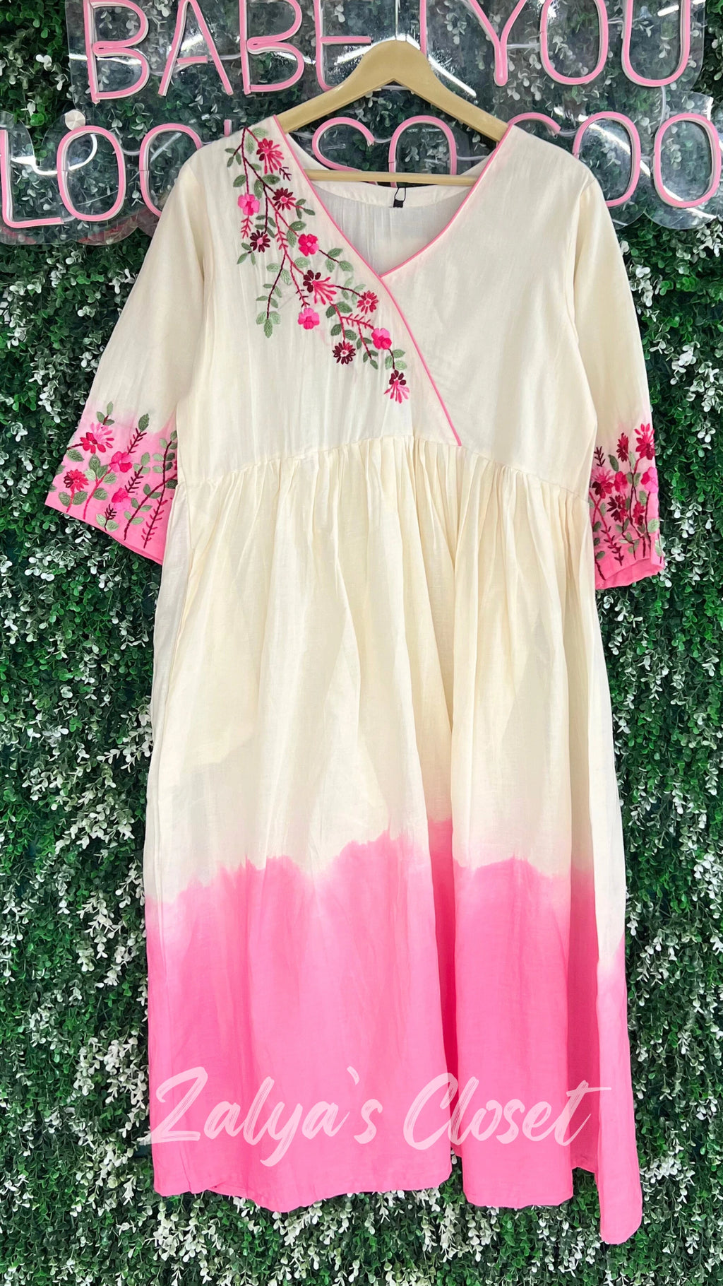 Mul Cotton Ombre Dress With Embroidery Work