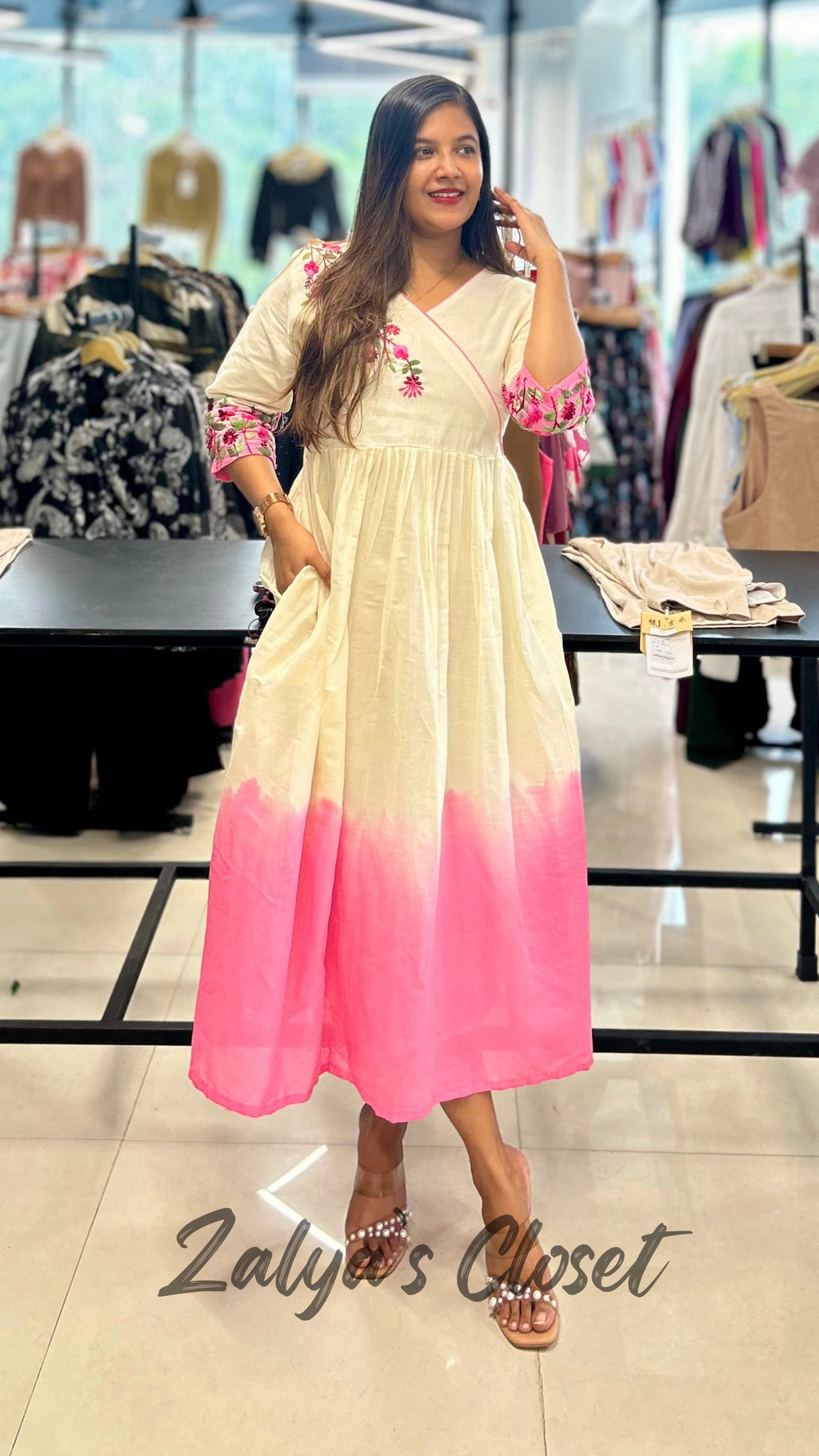 Mul Cotton Ombre Dress With Embroidery Work