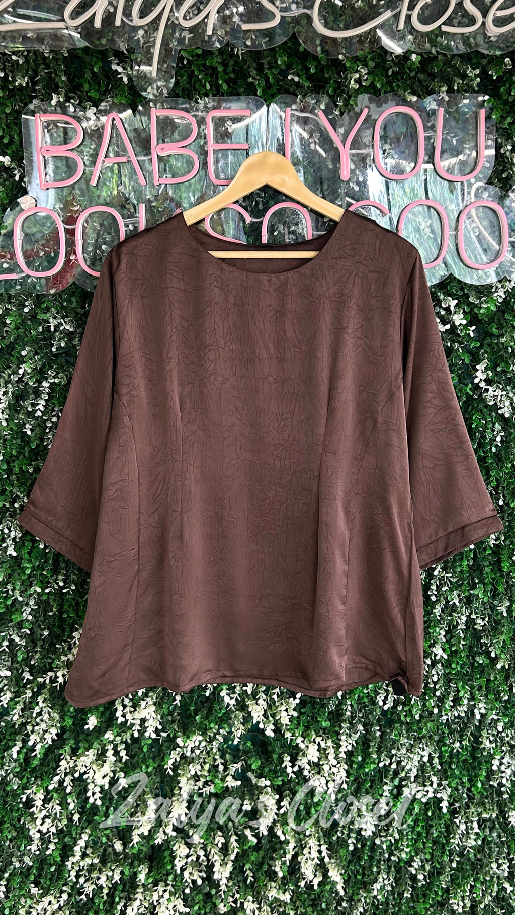 Plus Size Solid Tops with Belt