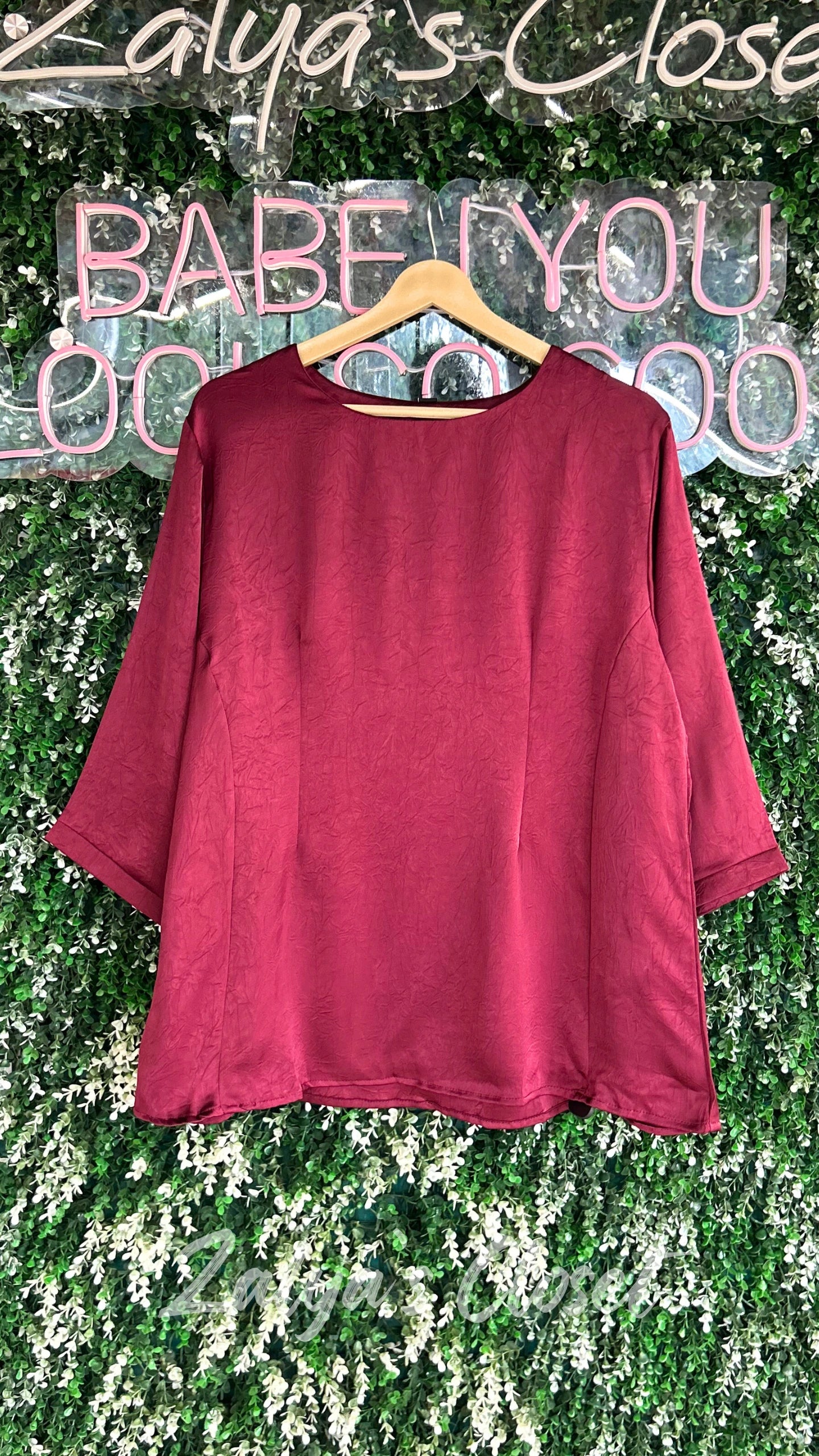 Plus Size Solid Tops with Belt