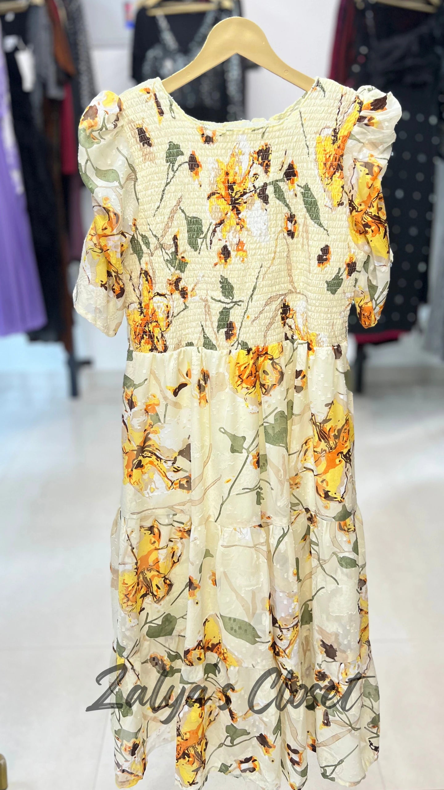 Printed Puff Sleeves Dress With Belt