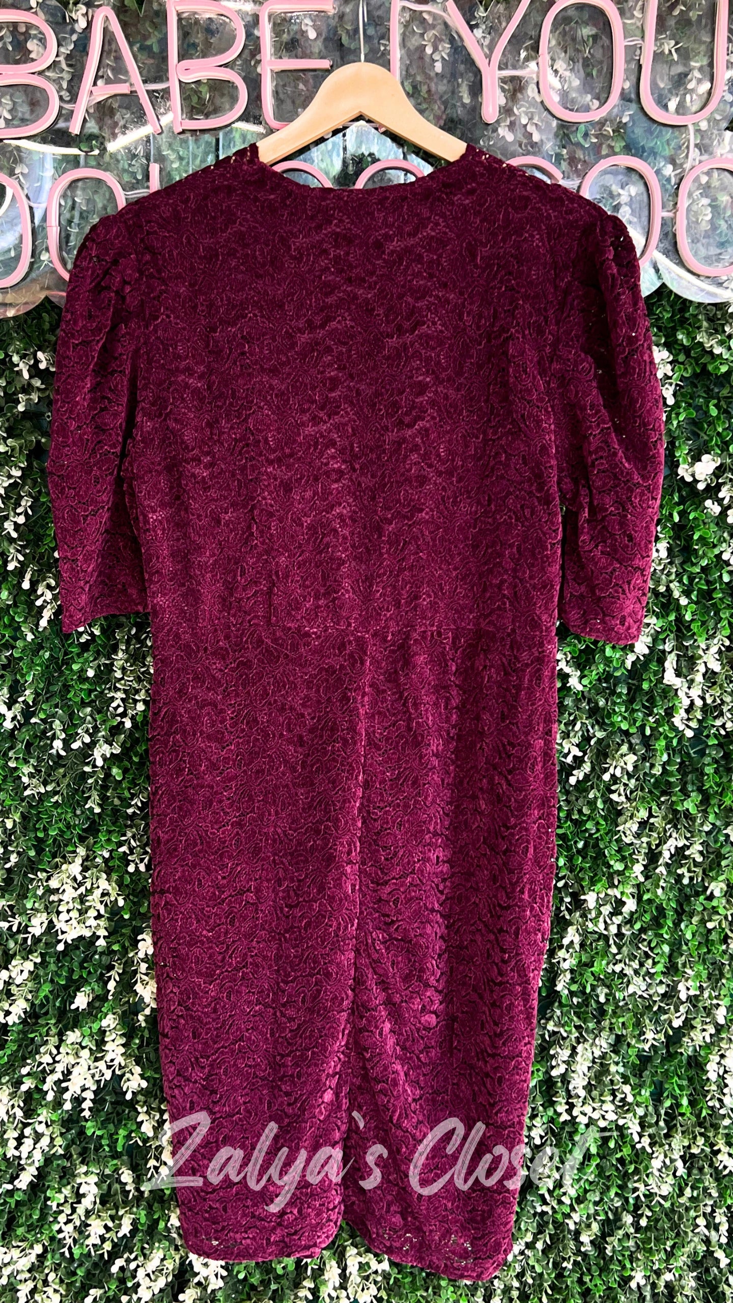 Velvet Knee Length Puff Sleeves Lace Dress