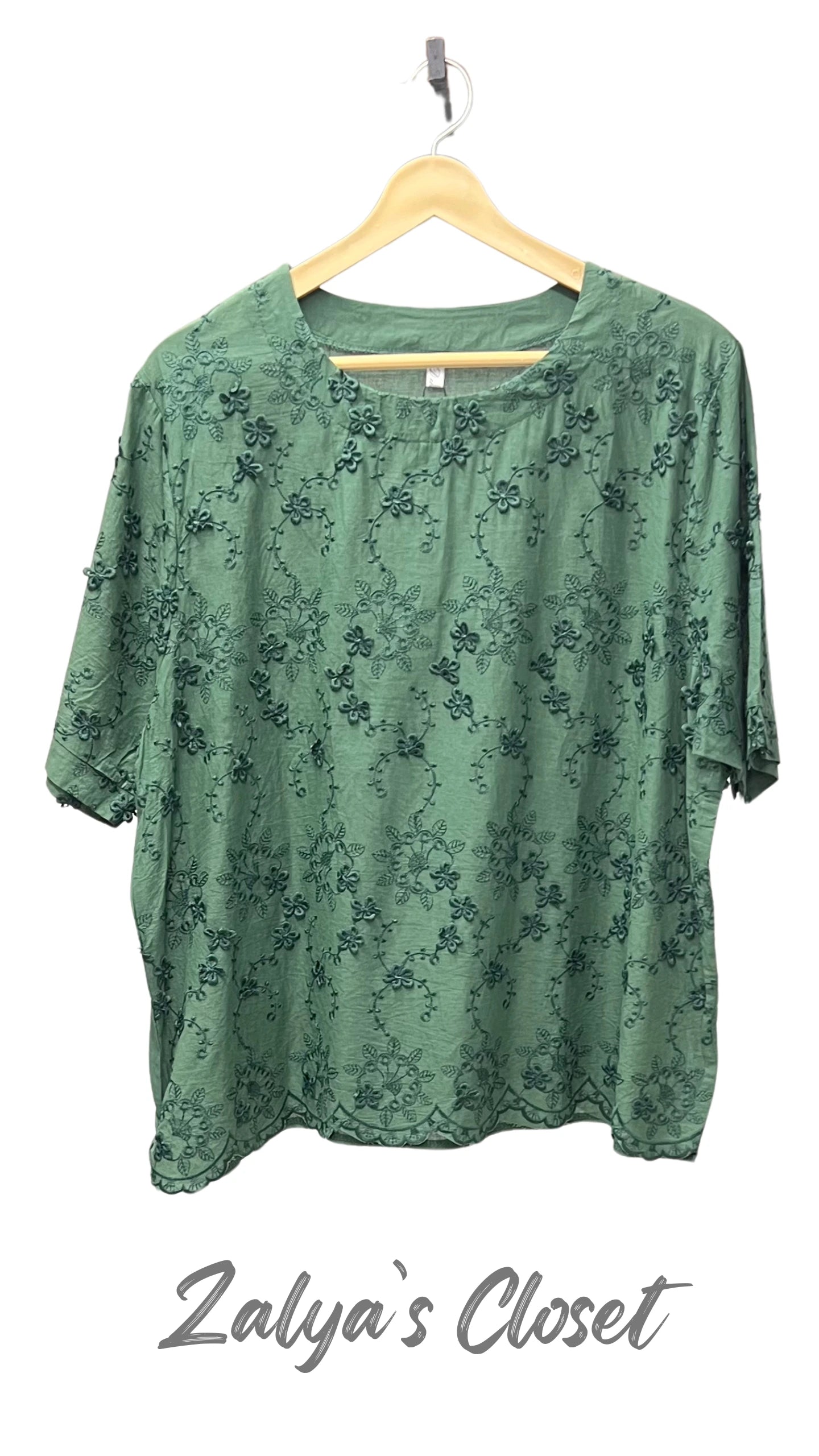 Embroidered Plus Size Tops - Green image