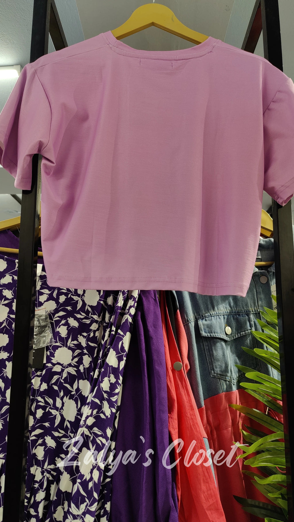 Cropped Cartoon Printed T- shirt image 8