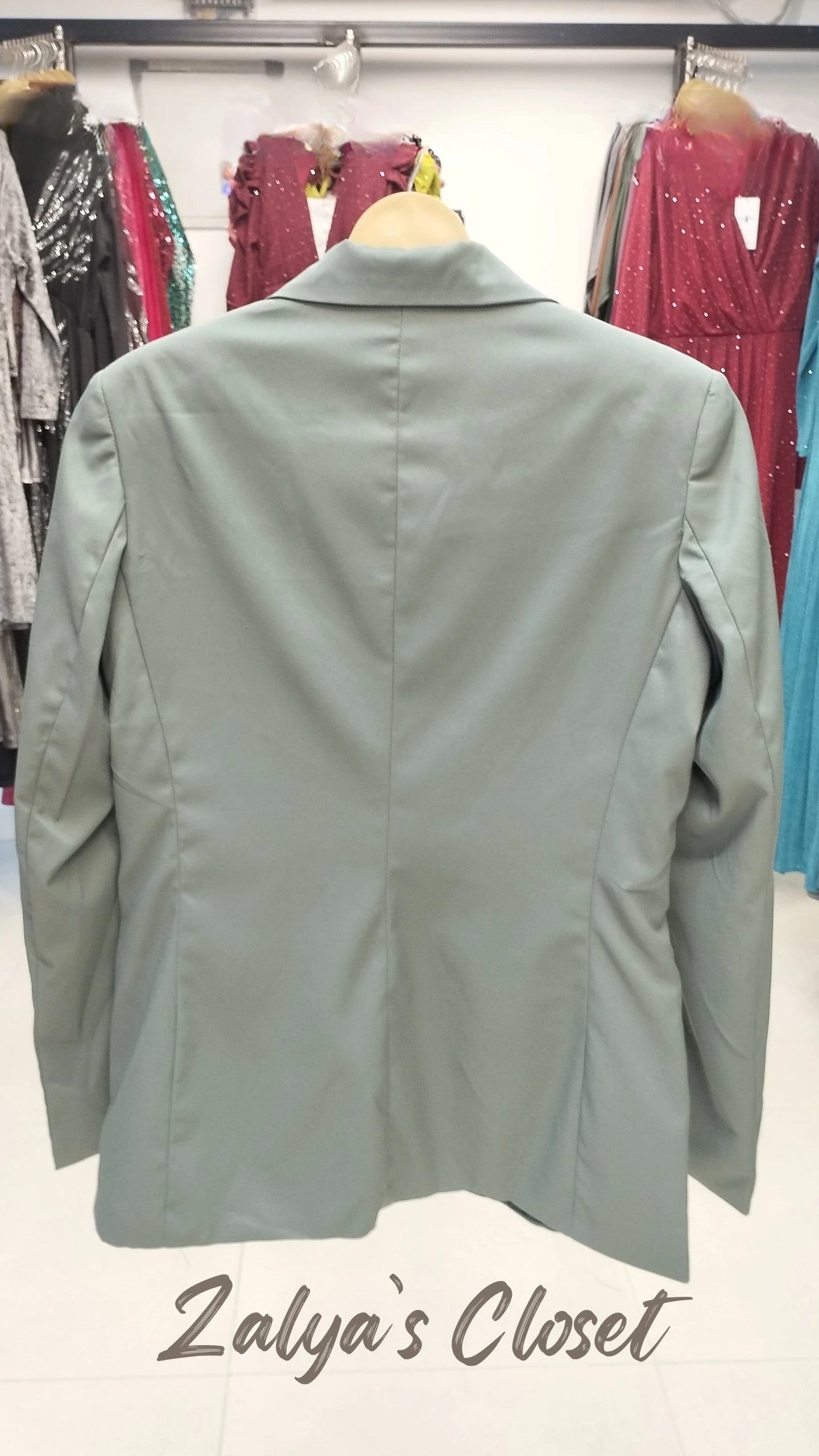 Premium 3pcs Blazer Suit set Green image 6