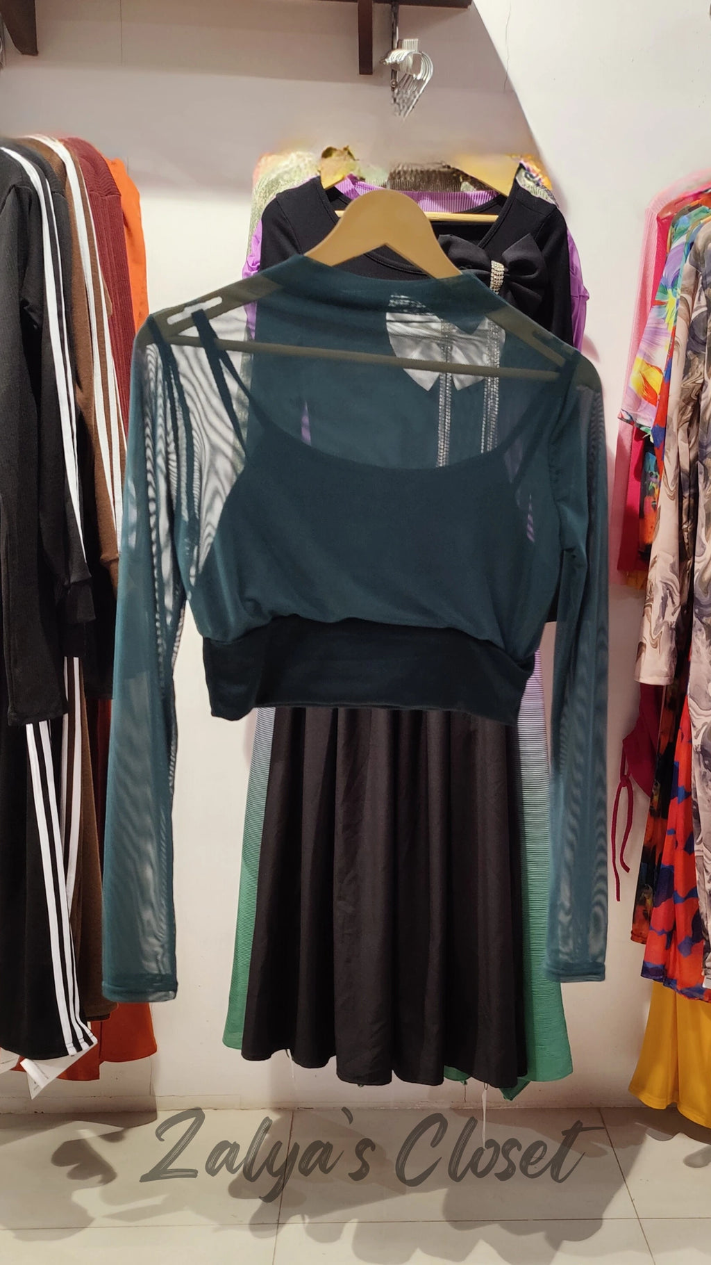 Padded Printed Cropped Tops image 8