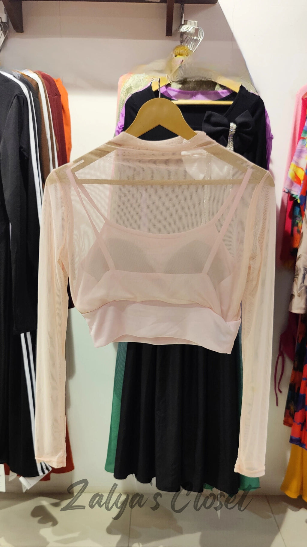 Padded Printed Cropped Tops image 1